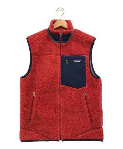 Patagonia（パタゴニア）Patagonia (パタゴニア) CLASSIC RETRO-X VEST レッド×ネイビー サイズ:Sの古着・服飾アイテム