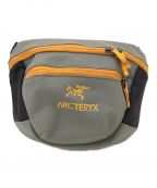 ARC'TERYX×BEAMSアークテリクス×ビームス）の古着「ARRO ReBIRD Waistpack」｜グレー×オレンジ