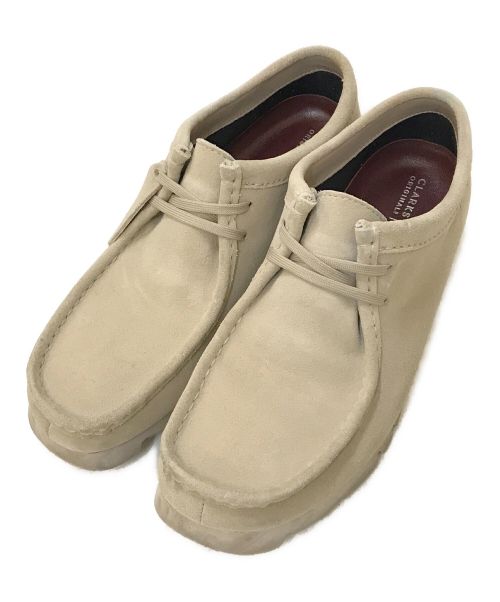 CLARKS（クラークス）CLARKS (クラークス) BEAMS (ビームス) 別注 GORE-TEX ワラビーシューズ ベージュ サイズ:UK8の古着・服飾アイテム