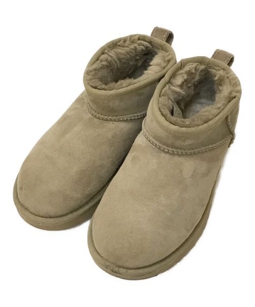 UGG（アグ）UGG (アグ) Classic Ultra Mini  ショートムートンブーツ ベージュ サイズ:22㎝の古着・服飾アイテム