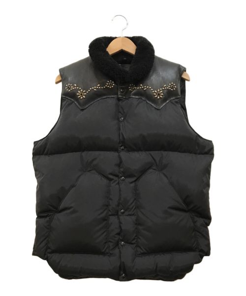 RockyMountainFeatherBed（ロッキーマウンテンフェザーベッド）RockyMountainFeatherBed (ロッキーマウンテンフェザーベッド) htc (エイチティーシー) CHRISTY VEST スタッズダウンベスト ブラック サイズ:40の古着・服飾アイテム