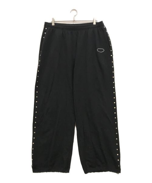 AFB（エーエフビー）AFB (エーエフビー) STUDDED BAGGY SWEAT PANTS スウェットパンツ ブラック サイズ:XLの古着・服飾アイテム