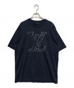 LOUIS VUITTONルイ ヴィトン）の古着「LVステッチプリントアンドエンブロイダリーTシャツ」｜ネイビー