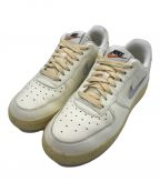 NIKEナイキ）の古着「AIR FORCE 1 LOW 07 LX COCONUT MILK」｜アイボリー