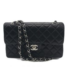 CHANEL（シャネル）の古着「ダブルフラップマトラッセチェーンショルダーバッグ」｜ブラック