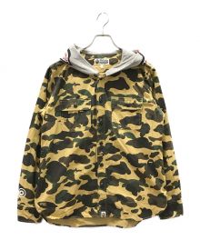 A BATHING APE（アベイシングエイプ）の古着「シャークカモフラシャツパーカー」｜ベージュ