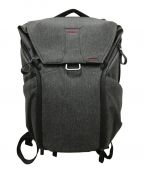 peak designピークデザイン）の古着「Everyday Backpack」｜グレー