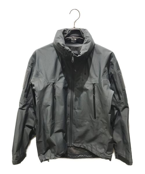 ARC'TERYX LEAF（アークテリクスリーフ）ARC'TERYX LEAF (アークテリクスリーフ) アルファジャケット GEN2　18863 グレー サイズ:Sの古着・服飾アイテム