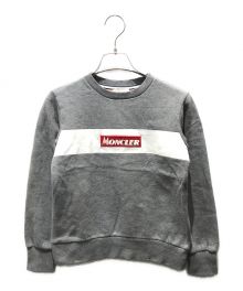 MONCLER（モンクレール）の古着「BOXロゴワッペン付 クルーネック スウェット　E29548026750」｜グレー