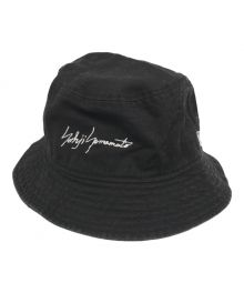 New Era×Yohji Yamamoto pour homme（ニューエラ×ヨウジヤマモト プールオム）の古着「ロゴ刺繍バケットハット」｜ブラック