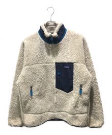 Patagonia（パタゴニア）の古着「CLASSIC RETRO-X JACKET　23056FA21」｜アイボリー