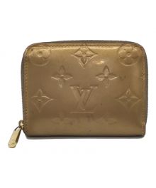 LOUIS VUITTON（ルイ ヴィトン）の古着「ラウンドファスナー財布　M90203　ヴェルニ　ジッピーコインパース」｜ゴールド(色)