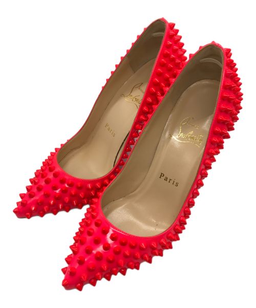 Christian Louboutin（クリスチャン・ルブタン）Christian Louboutin (クリスチャン・ルブタン) Pigalle Spikes 100 Patent ピンク サイズ:35の古着・服飾アイテム