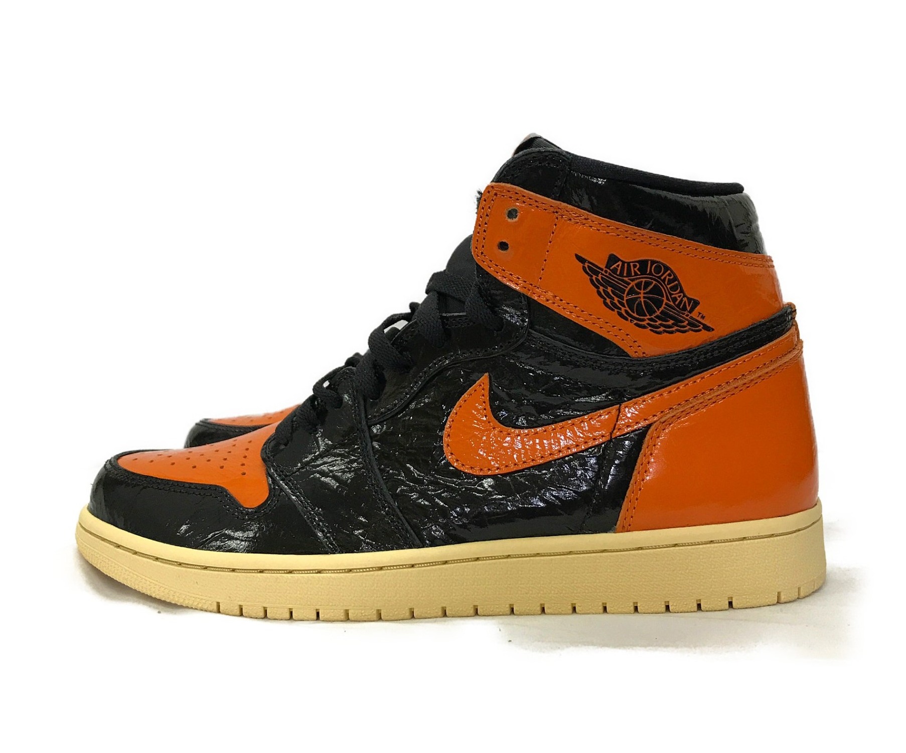 ☆ ナイキNIKE AIR JORDAN 1 RETRO HIGH OG 555088-028 シャッター