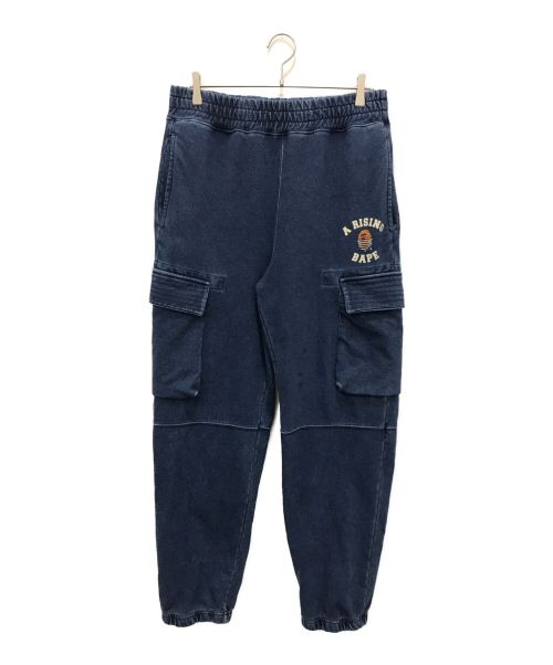 A BATHING APE（アベイシングエイプ）A BATHING APE (アベイシングエイプ) A RISING BAPE MILITARY INDIGO SWEAT PANTS インディゴ サイズ:Lの古着・服飾アイテム