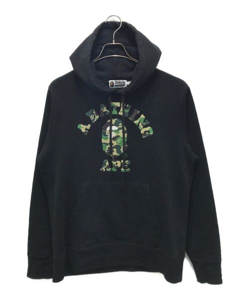 A BATHING APE（アベイシングエイプ）A BATHING APE (アベイシングエイプ) ABC CAMO COLLEGE PULLOVER HOODIE ブラック サイズ:Lの古着・服飾アイテム