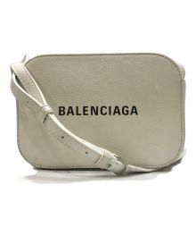 BALENCIAGA（バレンシアガ）の古着「エブリデイカメラバッグ」｜ベージュ