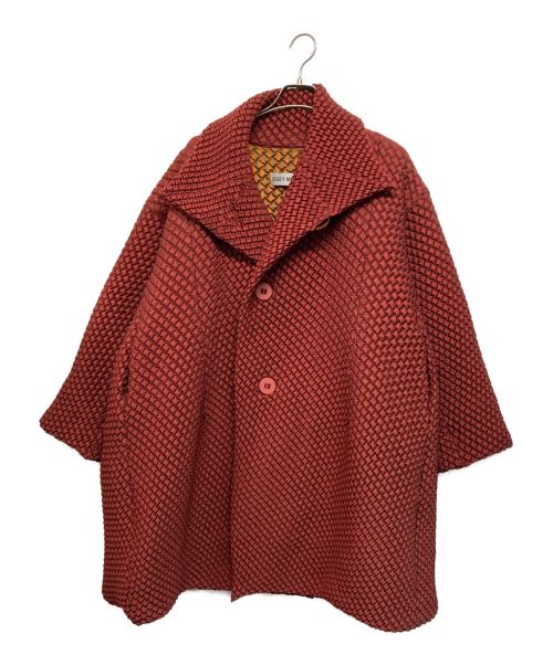 ISSEY MIYAKE（イッセイミヤケ）ISSEY MIYAKE (イッセイミヤケ) バブルコート レッド サイズ:SIZE 2の古着・服飾アイテム