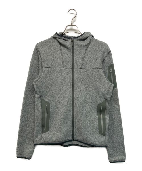 ARC'TERYX（アークテリクス）ARC'TERYX (アークテリクス) Covert Hoody グレー サイズ:SIZE Mの古着・服飾アイテム