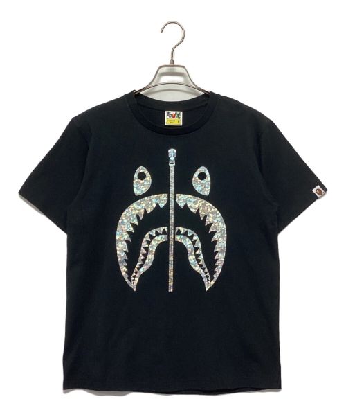 A BATHING APE（アベイシングエイプ）A BATHING APE (アベイシングエイプ) シャークTシャツ ブラック サイズ:SIZE Mの古着・服飾アイテム