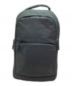 Incaseインケース）の古着「Facet 25L Backpack」｜グレー