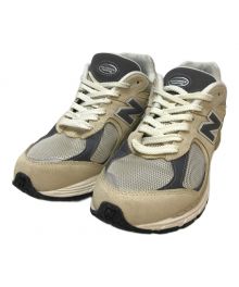 NEW BALANCE（ニューバランス）の古着「2002R ローカットスニーカー」｜ベージュ