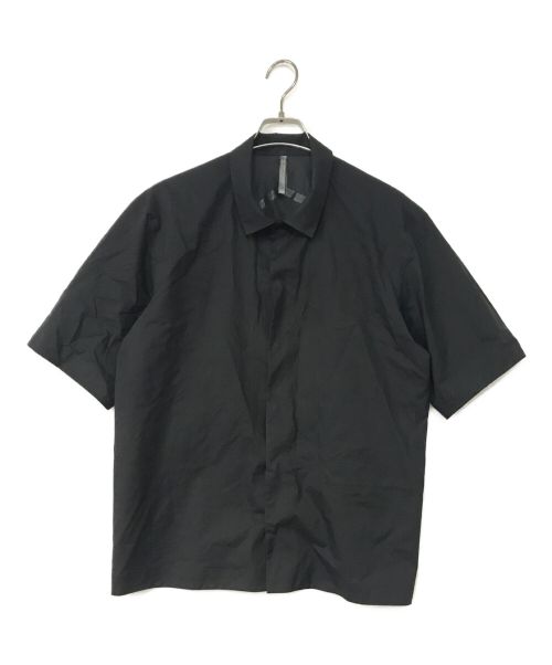 ARC'TERYX VEILANCE（アークテリクス ヴェイランス）ARC'TERYX VEILANCE (アークテリクス ヴェイランス) Demlo SS Shirt ブラック サイズ:Mの古着・服飾アイテム