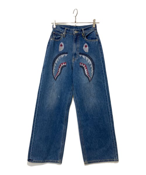 A BATHING APE（アベイシングエイプ）A BATHING APE (アベイシングエイプ) Shark Jeans インディゴ サイズ:Sの古着・服飾アイテム