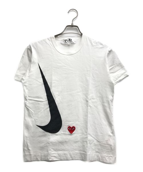 PLAY COMME des GARCONS（プレイ コムデギャルソン）PLAY COMME des GARCONS (プレイ コムデギャルソン) NIKE (ナイキ) スウォッシュプリントTシャツ ネイビー サイズ:Mの古着・服飾アイテム