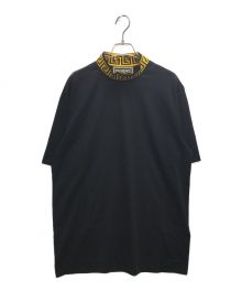 FENDI×VERSACE（フェンディ×ヴェルサーチ）の古着「ロゴカラーTシャツ」｜ブラック