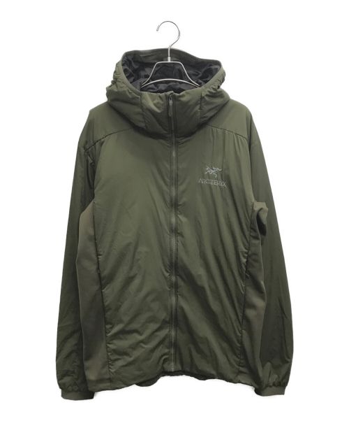 ARC'TERYX（アークテリクス）ARC'TERYX (アークテリクス) ATOM LT HOODY/アトム フーディ カーキ サイズ:Mの古着・服飾アイテム