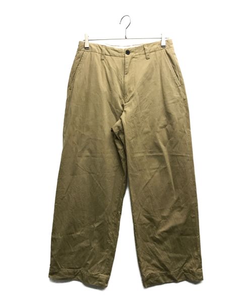 UNIVERSAL PRODUCTS.（ユニバーサルプロダクツ）UNIVERSAL PRODUCTS. (ユニバーサルプロダクツ) NO TUCK WIDE CHINO TROUSERS ベージュ サイズ:2の古着・服飾アイテム