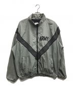 US ARMYユーエスアーミー）の古着「アメリカ軍 IPFU PT トレーニングジャケット」｜カーキ