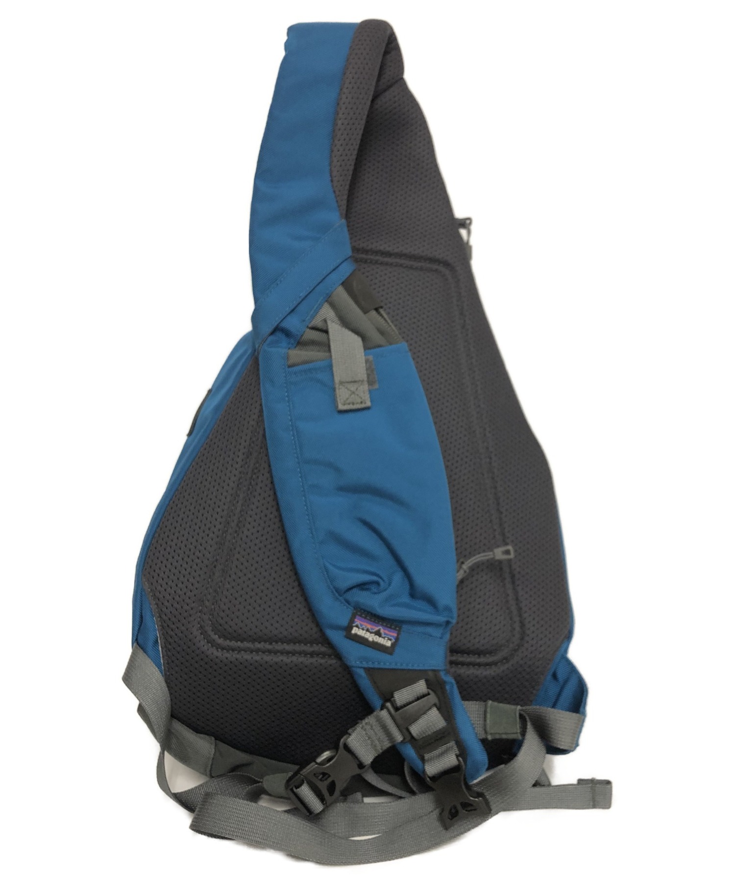 中古 古着通販 Patagonia パタゴニア ボディーバッグ ブルー ステルス アトム スリング ブランド 古着通販 トレファク公式 Trefac Fashion