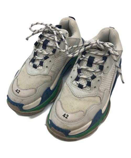 BALENCIAGA（バレンシアガ）BALENCIAGA (バレンシアガ) Triple S ベージュ サイズ:US9/UK8/EUR42の古着・服飾アイテム