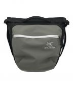 ARC'TERYX×BEAMSアークテリクス×ビームス）の古着「別注ARRO8 REBIRD SHOULDER BAG」｜グレー×ブラック