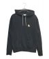 MAISON KITSUNE（メゾンキツネ）の古着「CHILLAX FOX PATCH CLASSIC HOODIE」｜ブラック