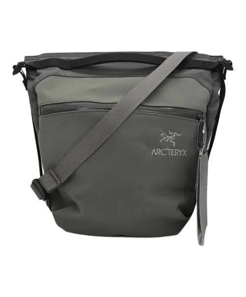 ARC'TERYX（アークテリクス）ARC'TERYX (アークテリクス) BEAMS (ビームス) 別注 Arro8 Shoulder Bag グレー 未使用品の古着・服飾アイテム