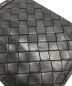 中古・古着 BOTTEGA VENETA (ボッテガベネタ) イントレチャート2つ折り財布 ブラック サイズ:下記参照：14000円