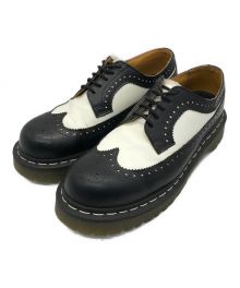 Dr.Martens（ドクターマーチン）の古着「5ホールブローグシューズ」｜ブラック×ホワイト