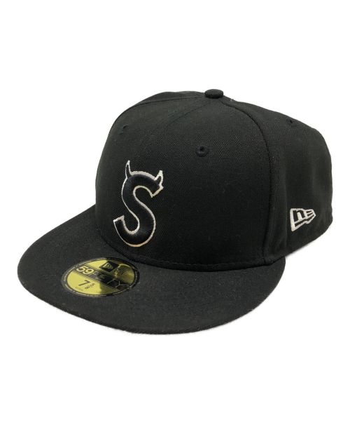 New Era（ニューエラ）New Era (ニューエラ) SUPREME (シュプリーム) S Logo CAP ブラックの古着・服飾アイテム