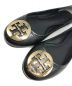 中古・古着 TORY BURCH (トリーバーチ) REVA BALLET ブラック×ゴールド サイズ:61/2：9800円