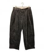 Graphpaperグラフペーパー）の古着「別注Corduroy Oversized Trousers」｜グレー