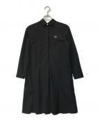 FRED PERRYフレッドペリー）の古着「PLEATED BACK SHIRT DRESS」｜ブラック