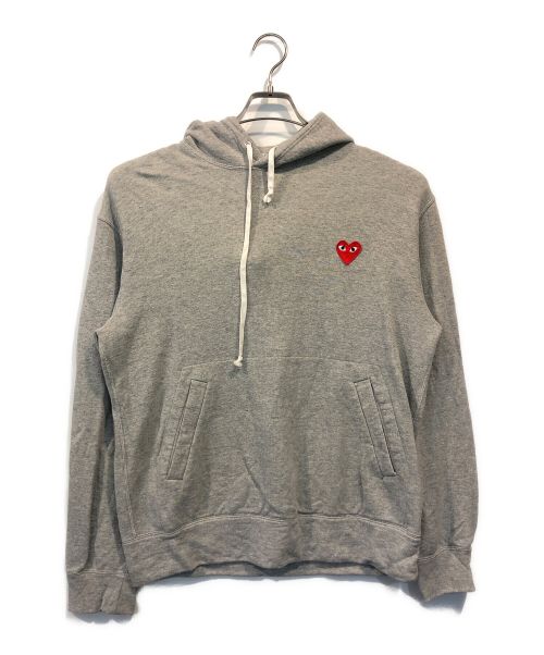 PLAY COMME des GARCONS（プレイ コムデギャルソン）PLAY COMME des GARCONS (プレイ コムデギャルソン) RED HEART PLAY HOODED SWEATSHIRT グレー サイズ:XLの古着・服飾アイテム