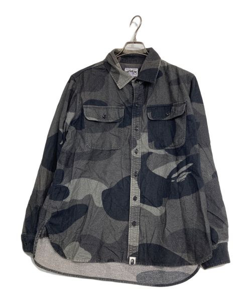 A BATHING APE（アベイシングエイプ）A BATHING APE (アベイシングエイプ) 起毛カモフラL/Sシャツ ブラック サイズ:XLの古着・服飾アイテム