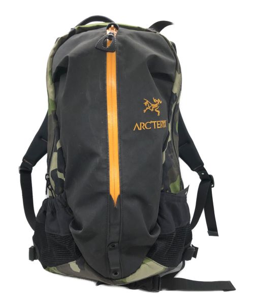 ARC'TERYX（アークテリクス）ARC'TERYX (アークテリクス) BEAMS (ビームス) バックパック/arro22 ブラック×グリーンの古着・服飾アイテム