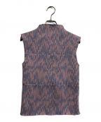 Ameriアメリ）の古着「GEOMETRIC PATTERN SHIRRING TOP」｜ブルー×ピンク