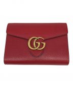 GUCCIグッチ）の古着「GGマーモント チェーンウォレット」｜レッド