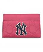 GUCCIグッチ）の古着「Card Case NY Yankees Patch」｜ピンク